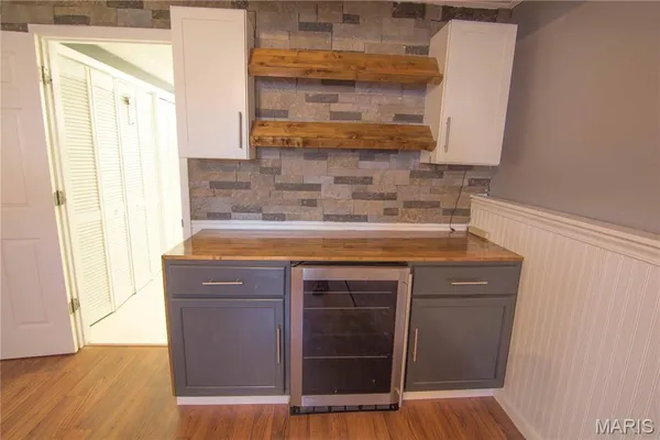 $159,000 | 1420 West Jefferson Street, Vandalia, IL 62471