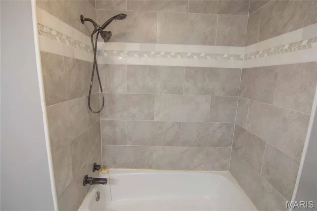 $170,000 | 1420 West Jefferson Street, Vandalia, IL 62471