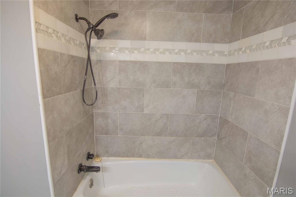 1420 West Jefferson Street Vandalia, IL 62471 - Photo 15 of 19