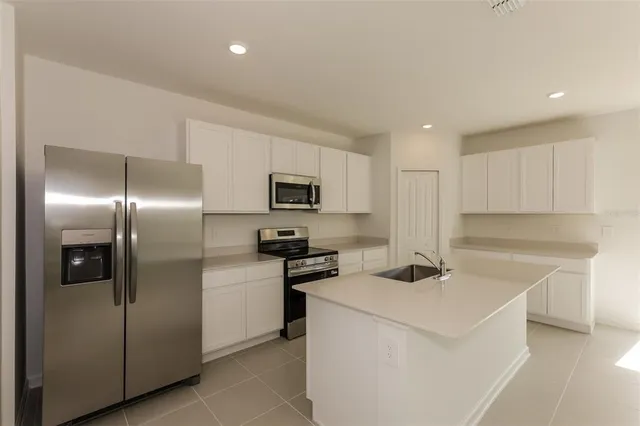 $2,075 | 3678 Hardman Dr Lake, Lake Wales, FL 33853