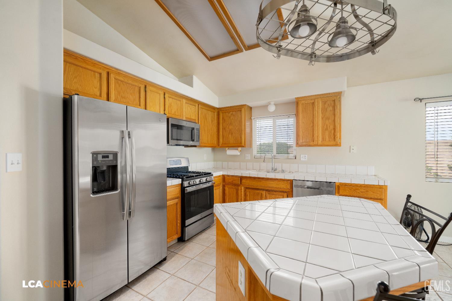 Undisclosed Address Bakersfield, CA 93314 - Photo 7 of 21 Gallery Image 7