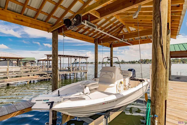 $534,900 | 8016 False River Drive, Oscar, LA 70762