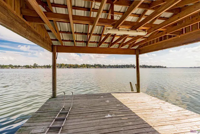 $534,900 | 8016 False River Drive, Oscar, LA 70762