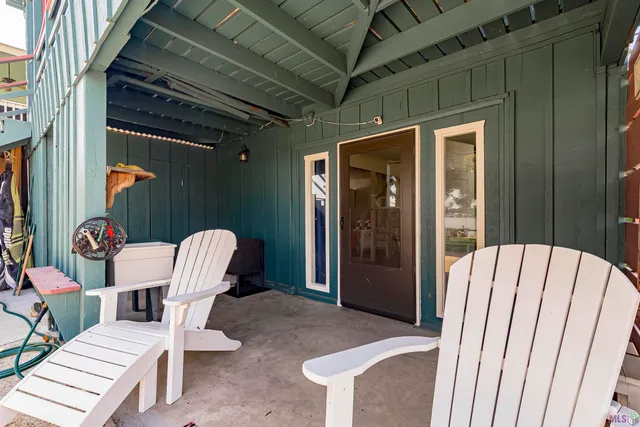 $534,900 | 8016 False River Drive, Oscar, LA 70762