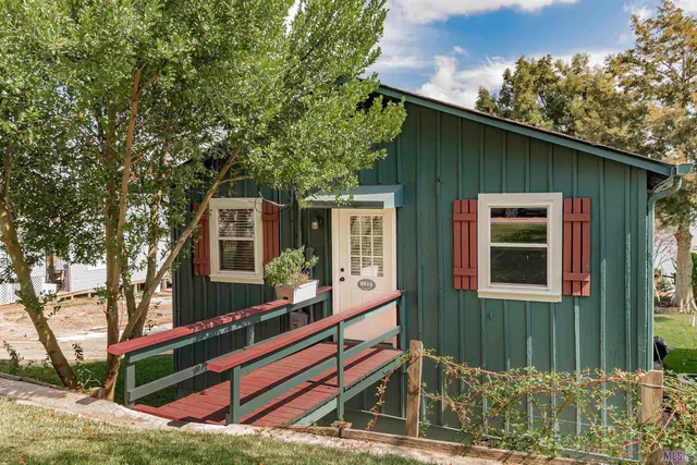 $534,900 | 8016 False River Drive, Oscar, LA 70762