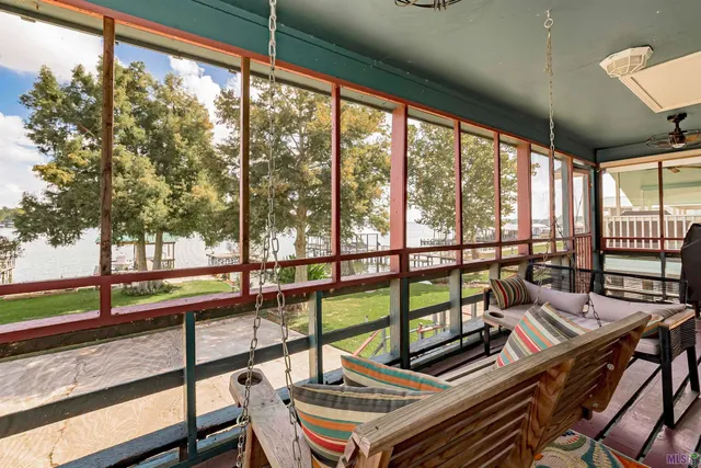 $534,900 | 8016 False River Drive, Oscar, LA 70762