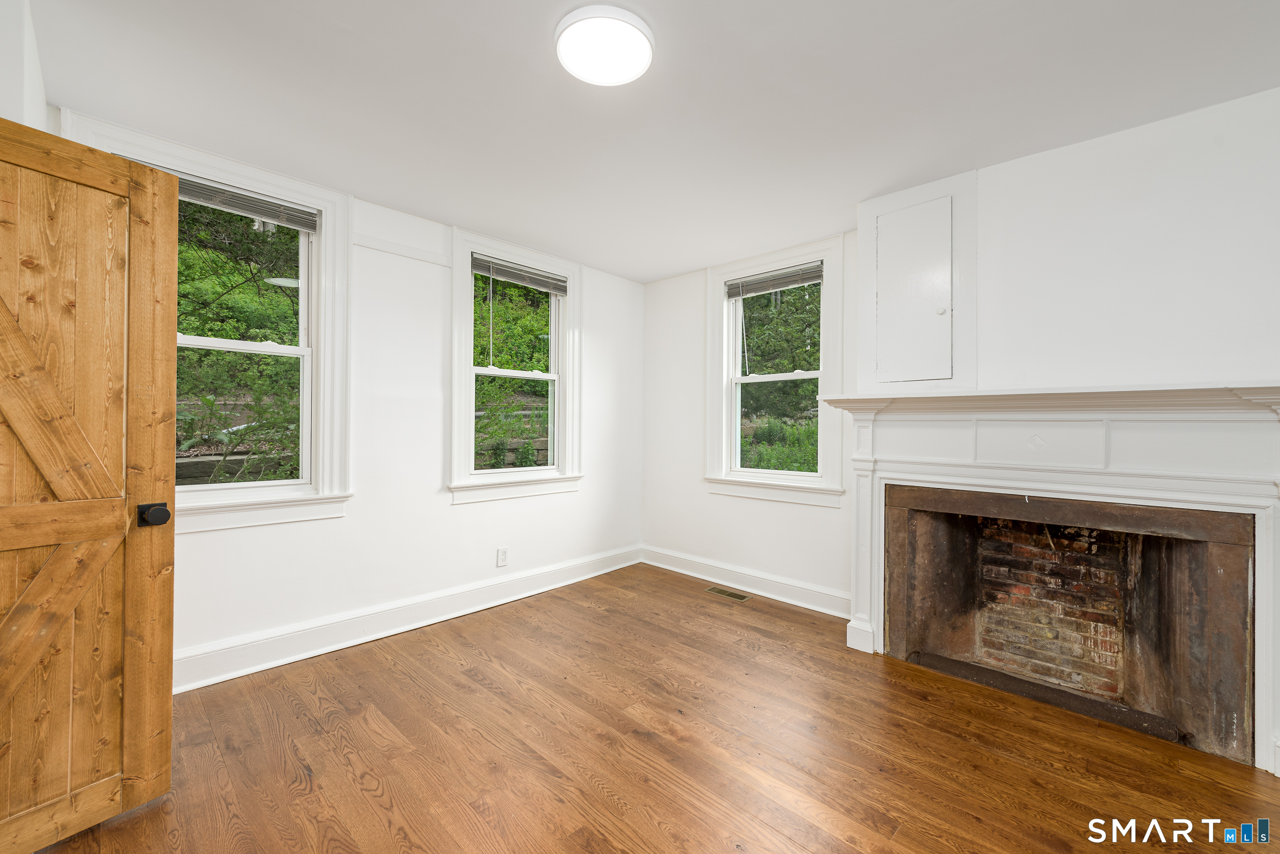 560 Manchester Road Glastonbury, CT 06033 - Photo 12 of 38