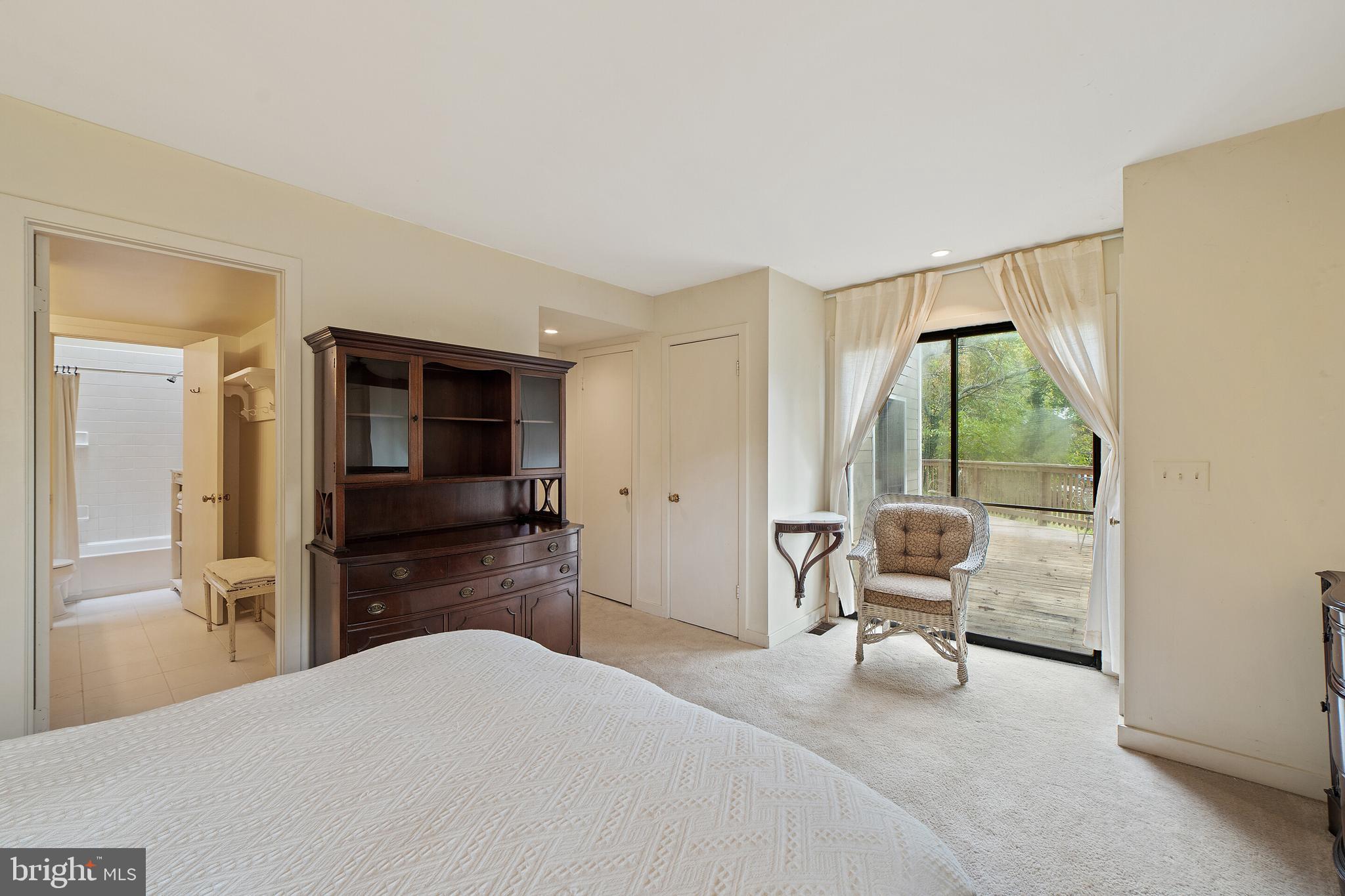 8232 Lees Ridge Road Warrenton, VA 20186 - Photo 13 of 46 Gallery Image 13