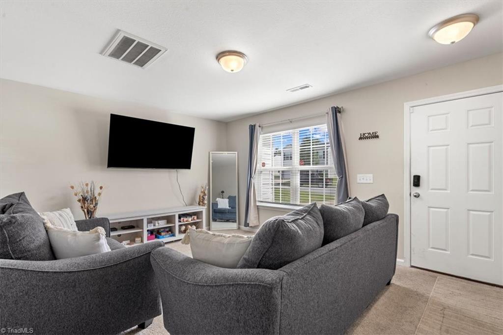 4105 Davis Ridge Court Greensboro, NC 27405 - Photo 7 of 30