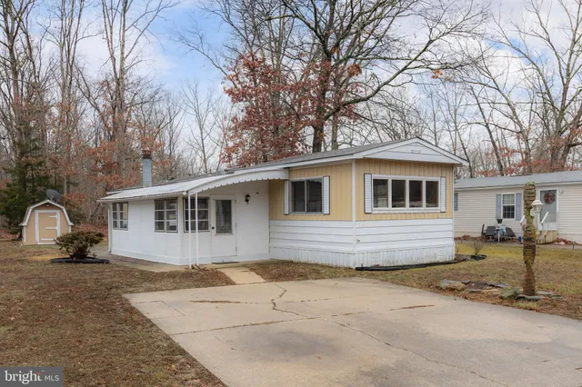 $75,000 | 124 Chalet Lane, Vineland, NJ 08360