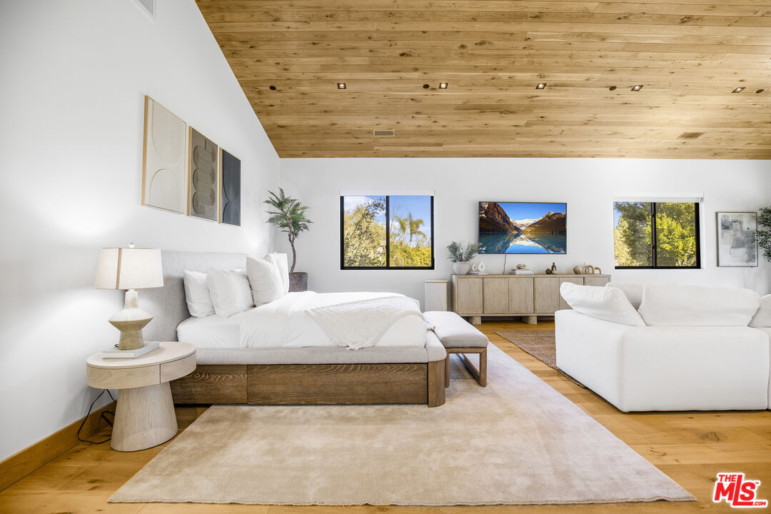 1754 Lechusa Road Malibu, CA 90265 - Photo 20 of 57