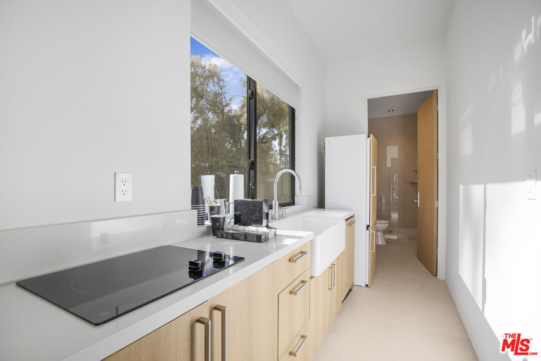 1754 Lechusa Road Malibu, CA 90265 - Photo 22 of 57