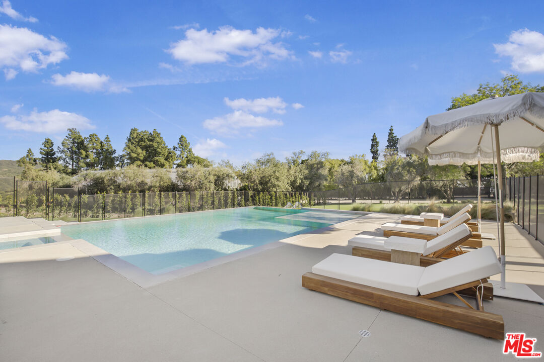 1754 Lechusa Road Malibu, CA 90265 - Photo 3 of 57