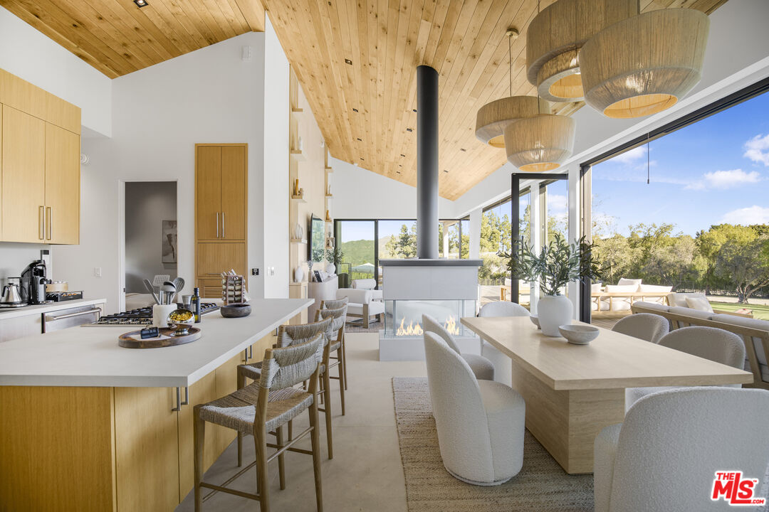 1754 Lechusa Road Malibu, CA 90265 - Photo 34 of 57