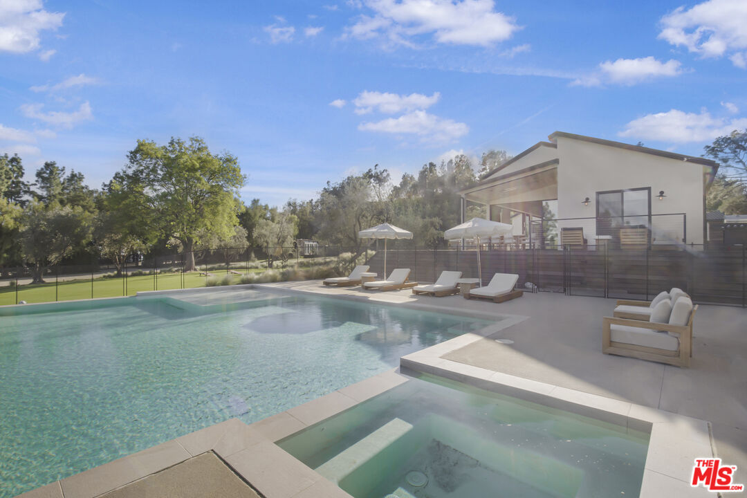 1754 Lechusa Road Malibu, CA 90265 - Photo 5 of 57