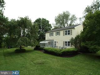 577 Beale Road Blue Bell, PA 19422 - Photo 2 of 6 Gallery Image 2