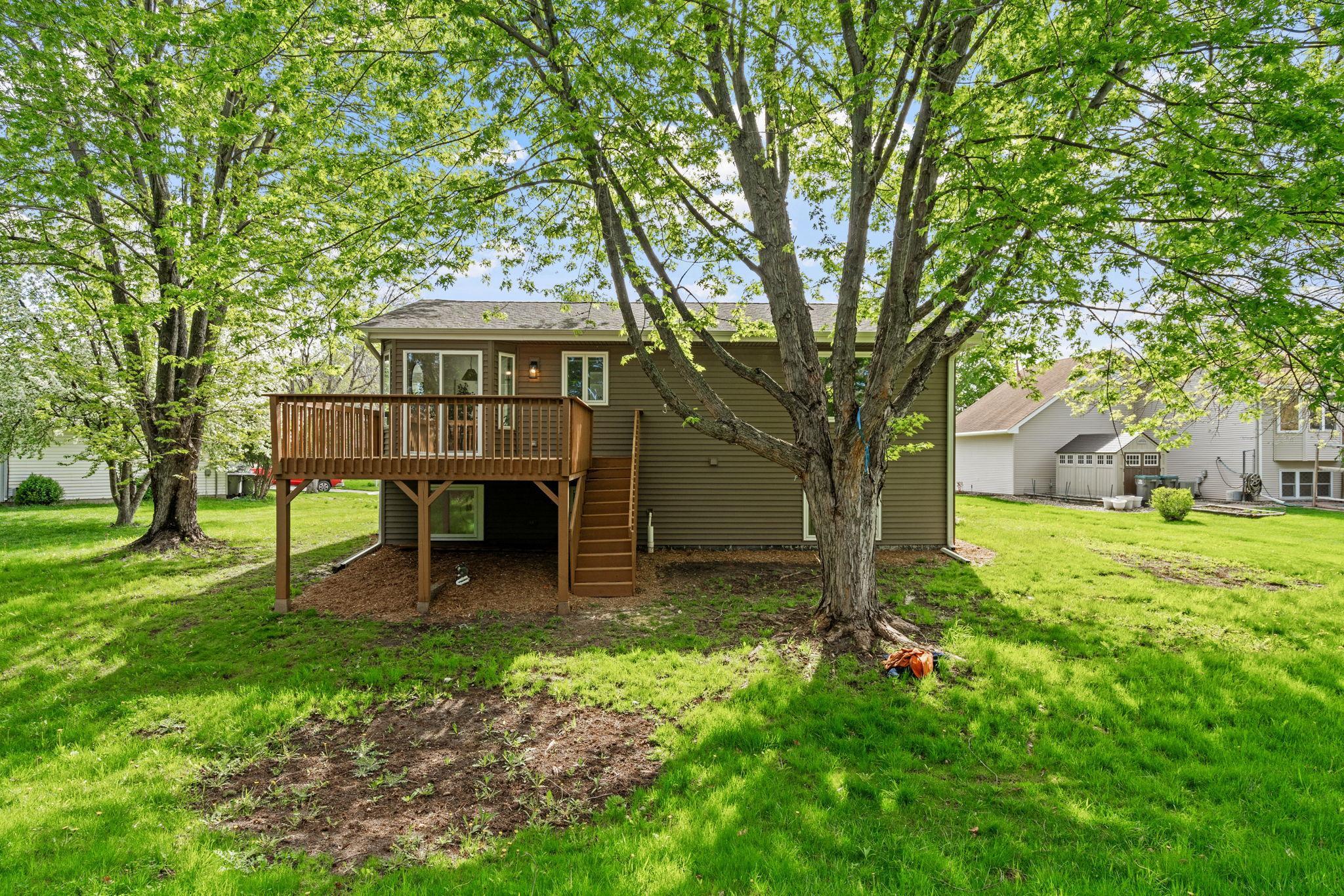 8460 Bittern Court Chanhassen, MN 55317 - Photo 36 of 46