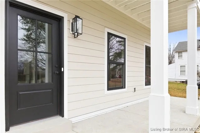 $484,900 | 227 Hopkins Lane, Jeffersonville, IN 47130