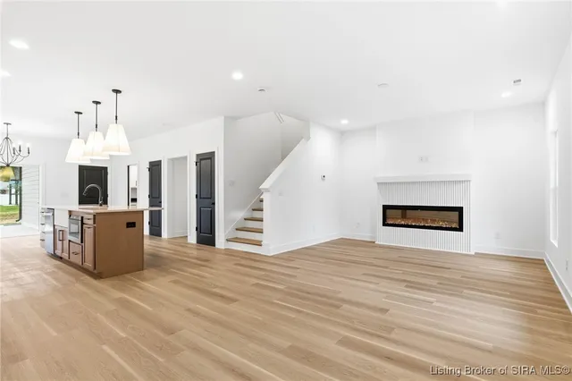 $484,900 | 227 Hopkins Lane, Jeffersonville, IN 47130