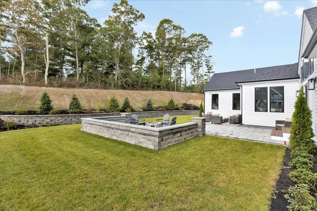 a picture of a room with a bench