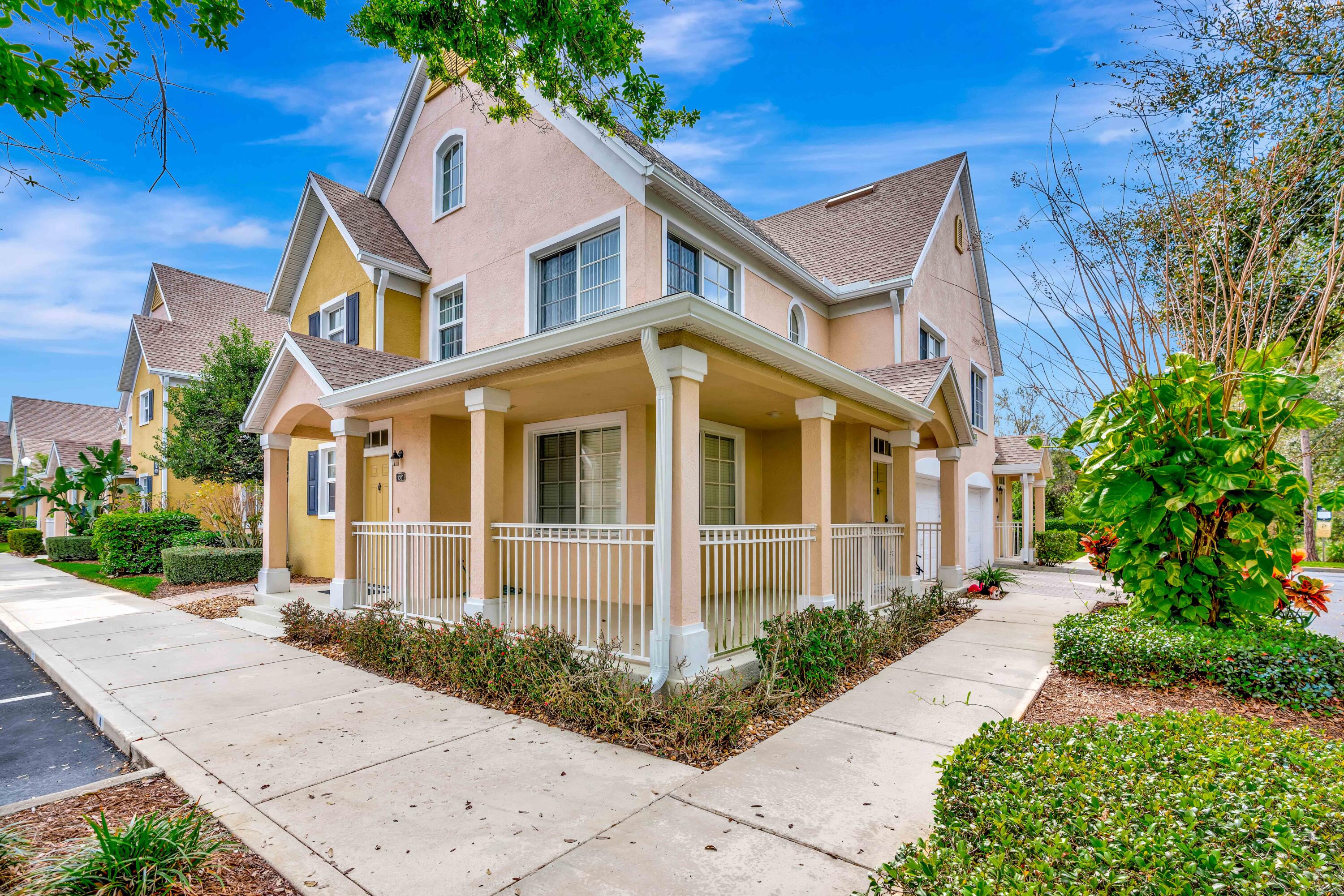 1561 Southeast Pomeroy Street Stuart, FL 34997 - Photo 2 of 25 _MLP0333