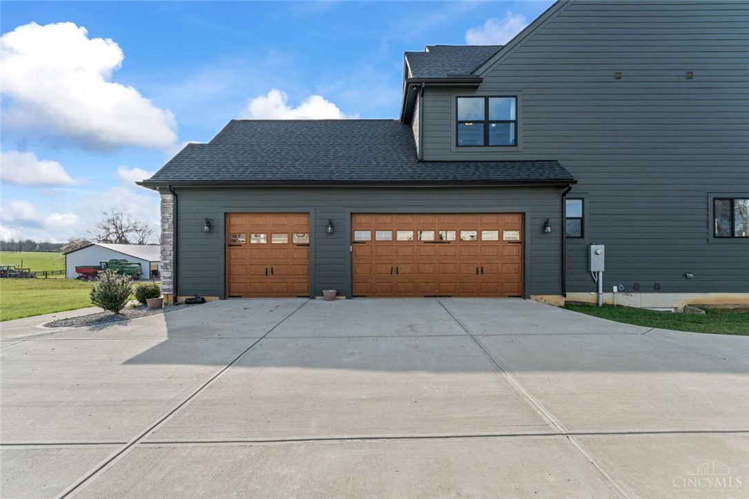 2425 Middleboro Road Clarksville, OH 45113 - Photo 21 of 91 This modern home features durable construction and ample parking.