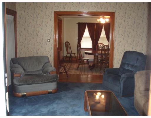 1306 Mendon Road Woonsocket, RI 02895 - Photo 4 of 7 Exterior Front.