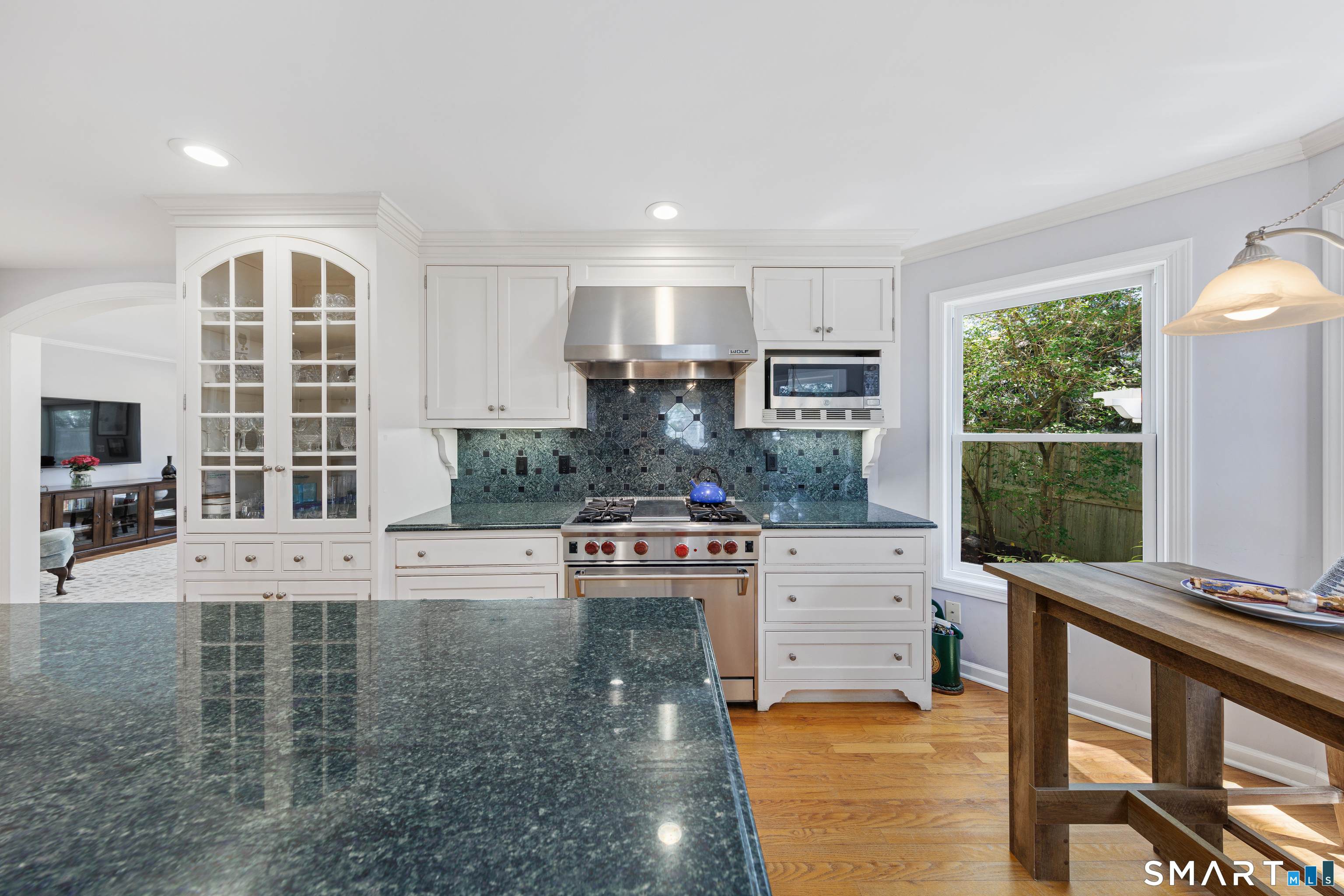 27 Crest Road Norwalk, CT 06853 - Photo 17 of 39