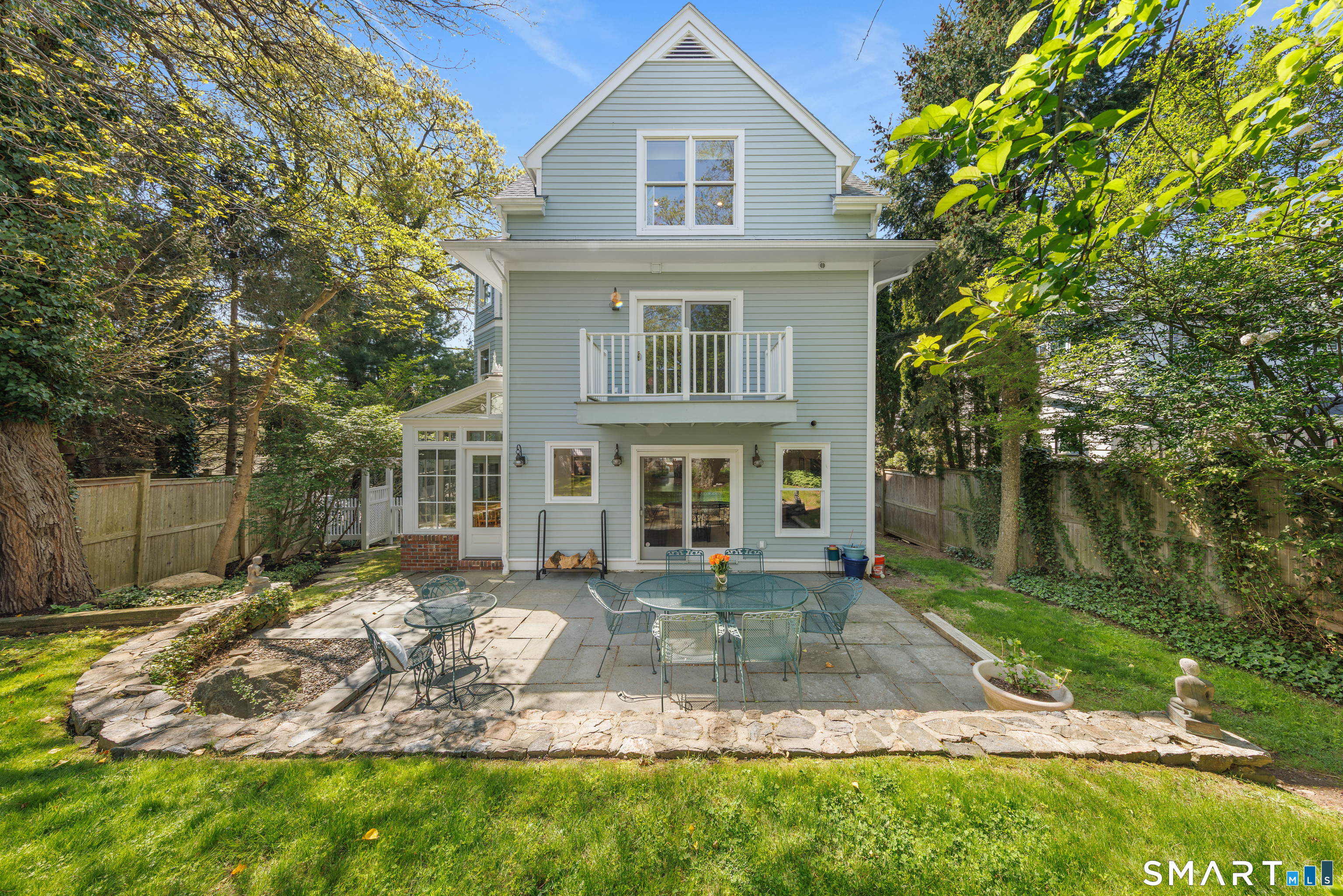 27 Crest Road Norwalk, CT 06853 - Photo 36 of 39