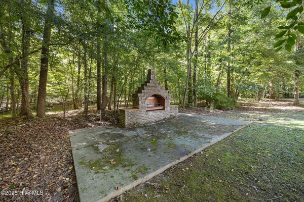 $649,900 | 123 Farmington Road, Grimesland, NC 27837