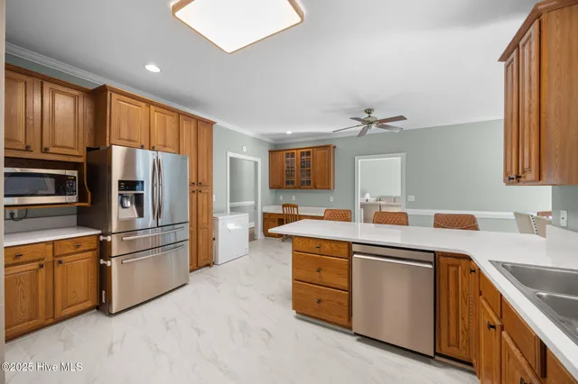 $649,900 | 123 Farmington Road, Grimesland, NC 27837