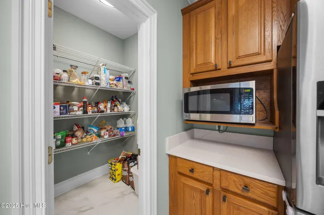 $649,900 | 123 Farmington Road, Grimesland, NC 27837