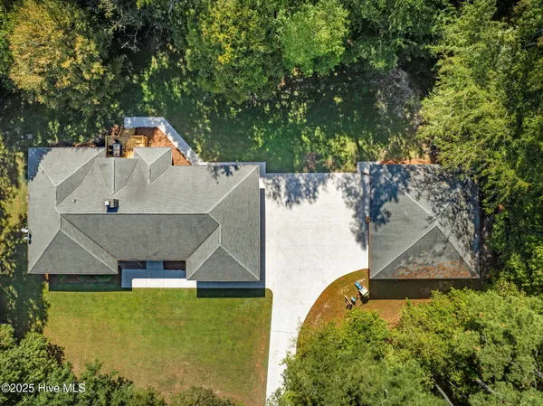 $649,900 | 123 Farmington Road, Grimesland, NC 27837