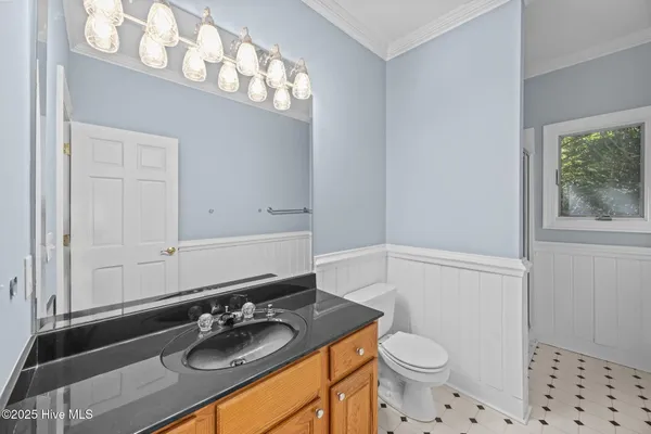 $649,900 | 123 Farmington Road, Grimesland, NC 27837