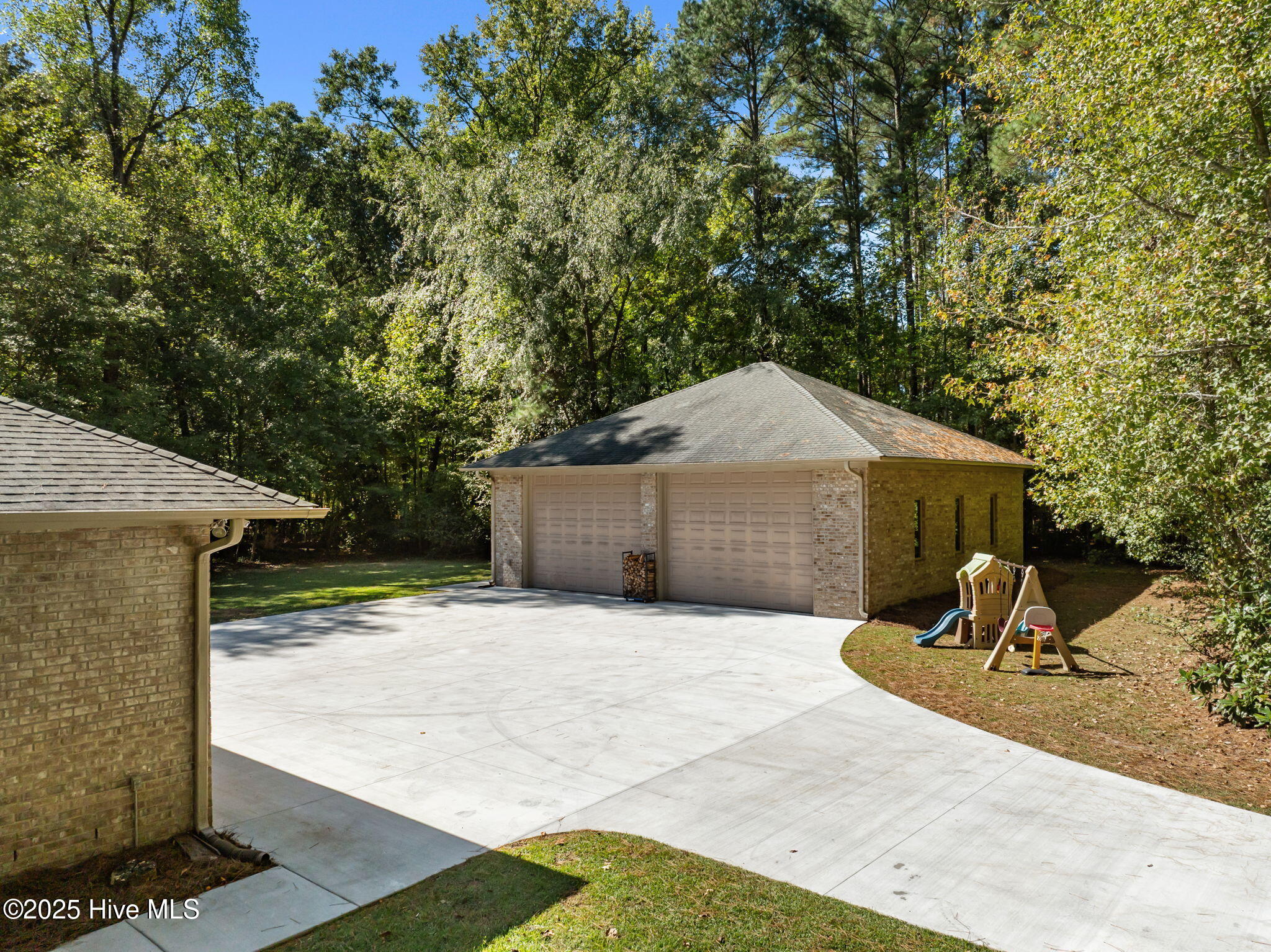 123 Farmington Road Grimesland, NC 27837 - Photo 57 of 66 53-web-or-mls-DJI_0544