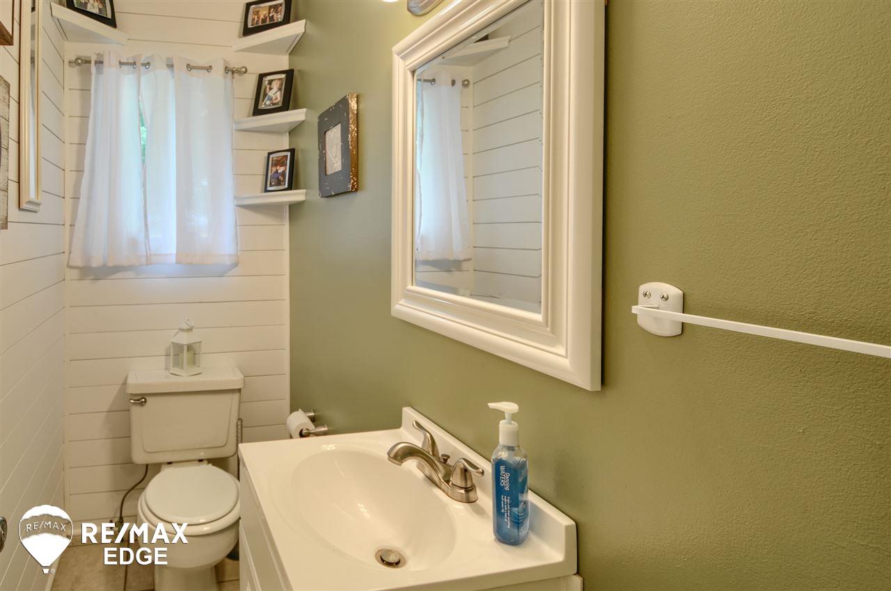 7218 East Bristol Road Davison, MI 48423 - Photo 7 of 22 31387126-6.JPG