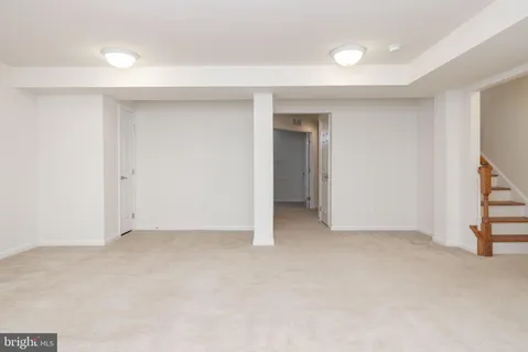 a view of utility room