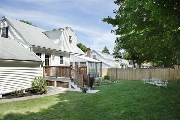 20 Barbara Road Newton, MA 02465 - Photo 6 of 6 Gallery Image 6