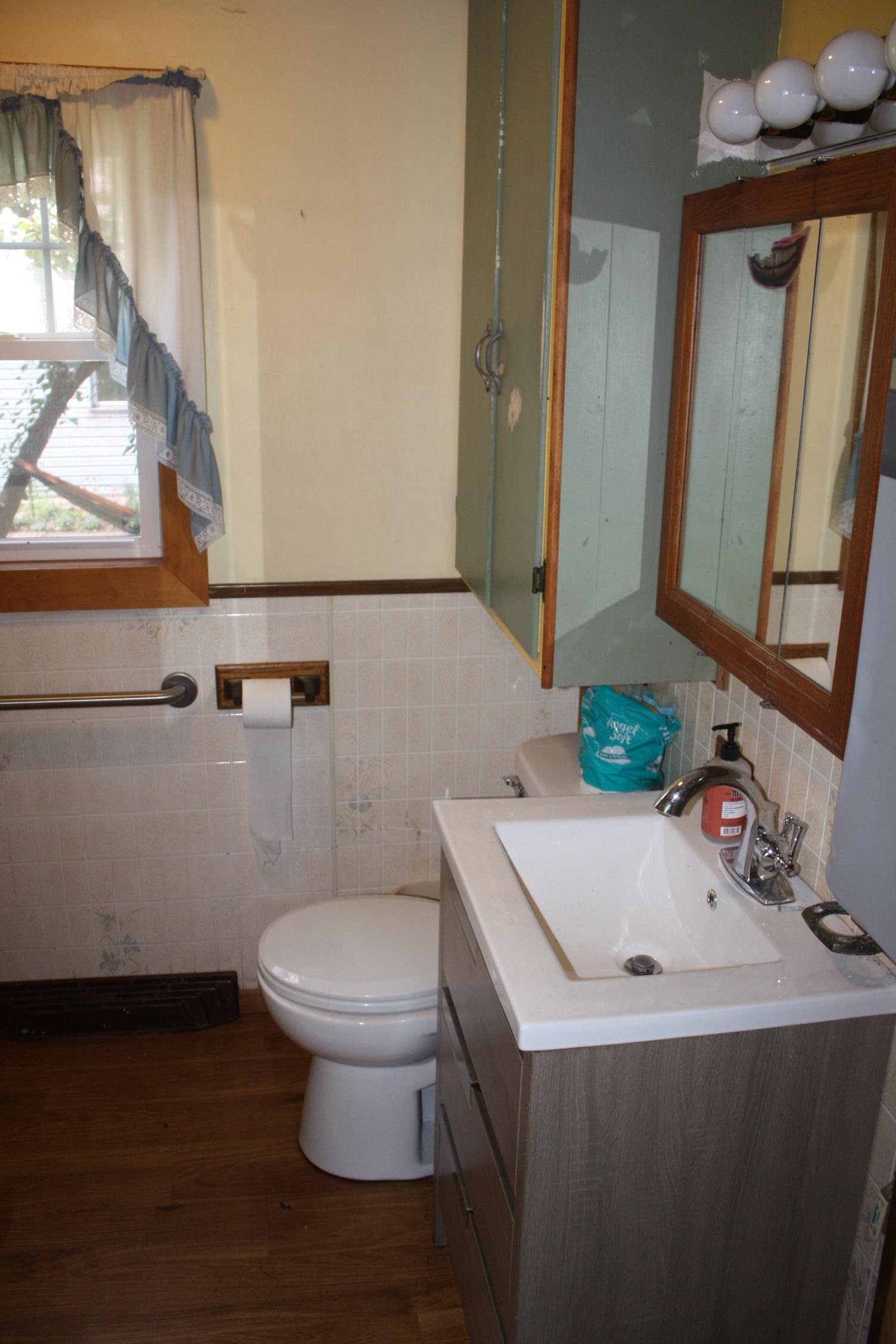 4125 East 4th Street Superior, WI 54880 - Photo 13 of 25