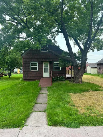 $140,000 | 4125 East 4th Street, Superior, WI 54880