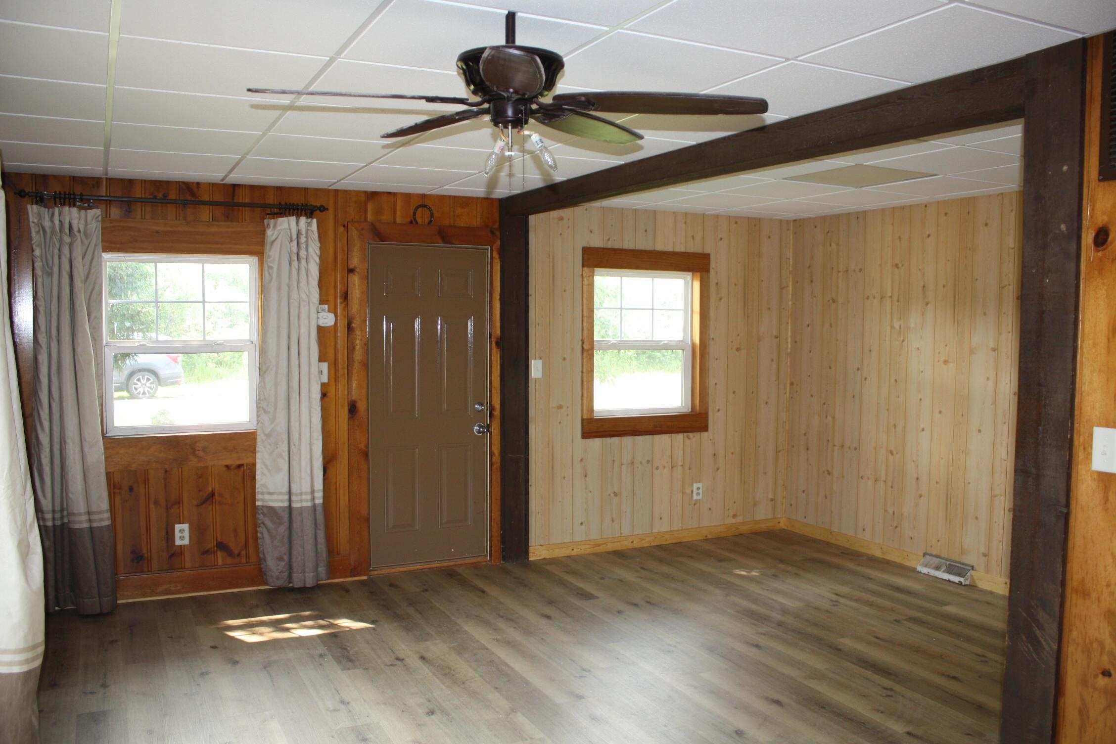 4125 East 4th Street Superior, WI 54880 - Photo 21 of 25