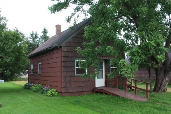 $140,000 | 4125 East 4th Street, Superior, WI 54880