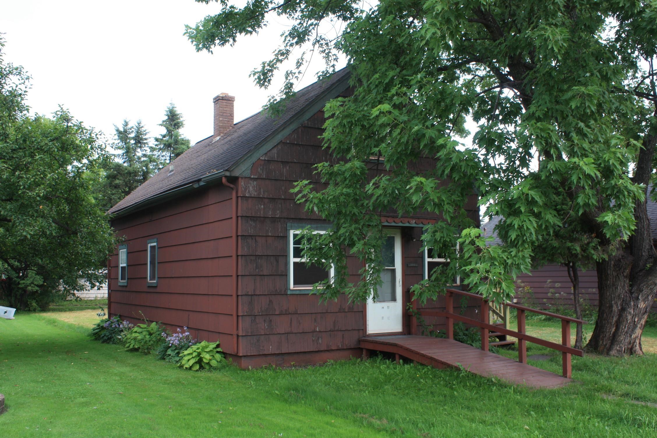 4125 East 4th Street Superior, WI 54880 - Photo 3 of 25