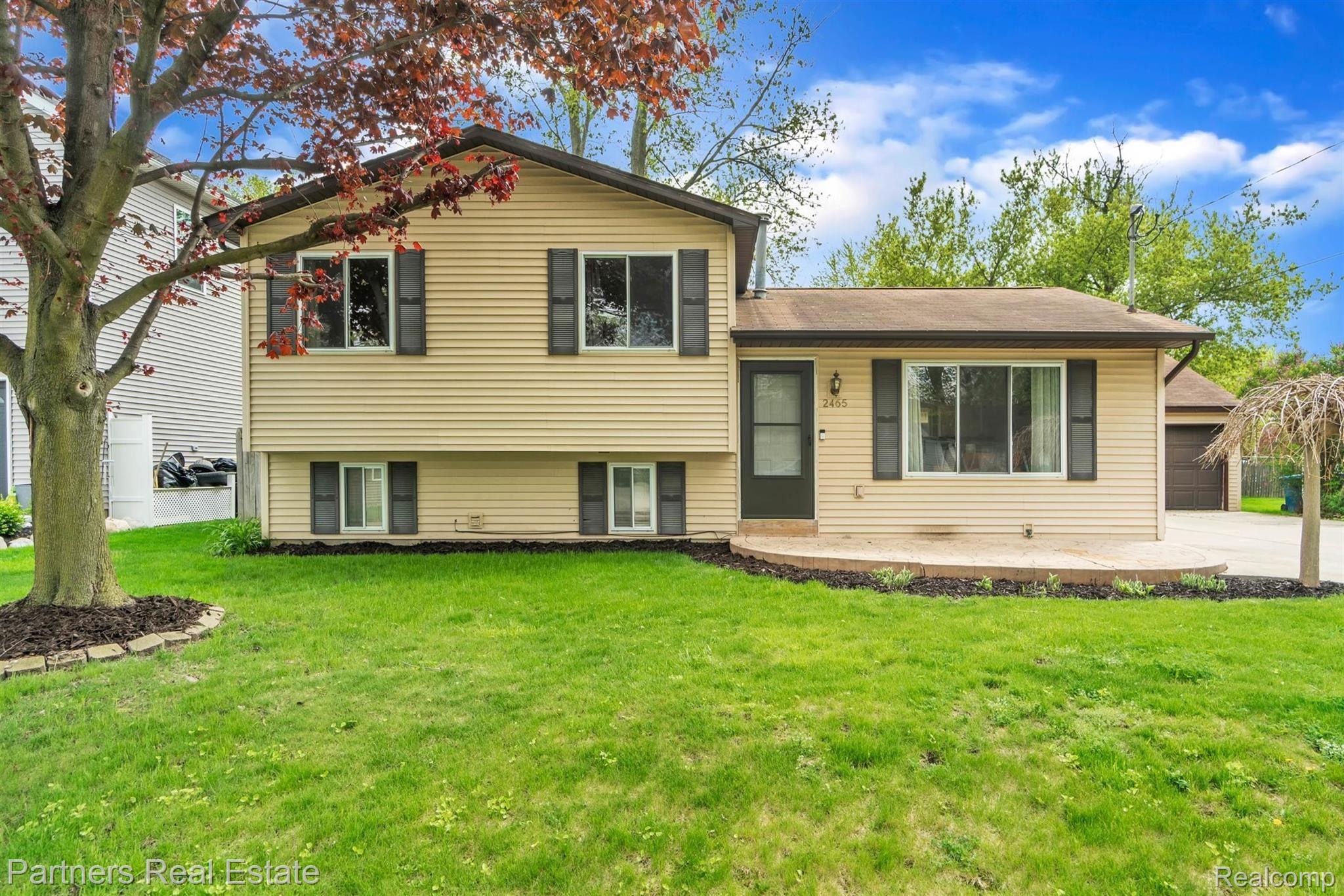 2465 Ruth Drive Fenton, MI 48430 - Photo 1 of 44 03-2465 Ruth Dr-WindowStill-Real-Estate-Photography-3.jpg
