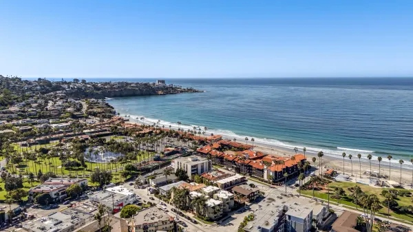 $5,250,000 | 8238 Paseo Del Ocaso, La Jolla, CA 92037
