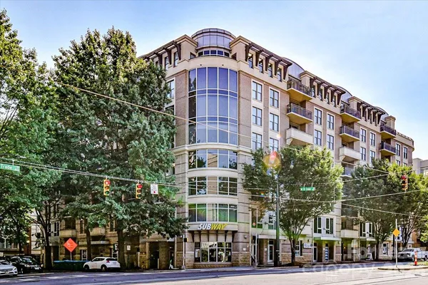 $1,750 | 718 West Trade Street, Unit 204, Charlotte, NC 28202