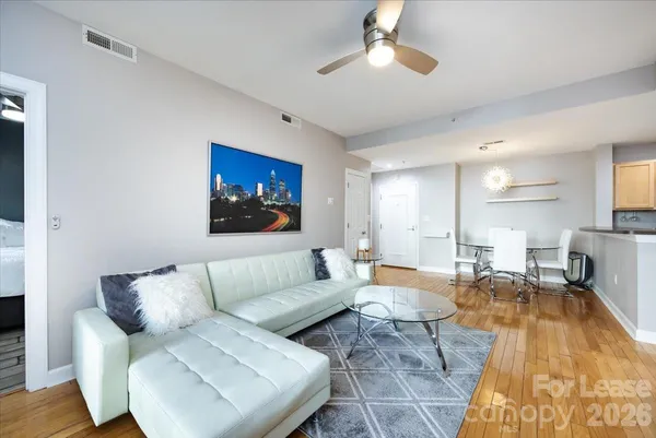 $1,750 | 718 West Trade Street, Unit 204, Charlotte, NC 28202