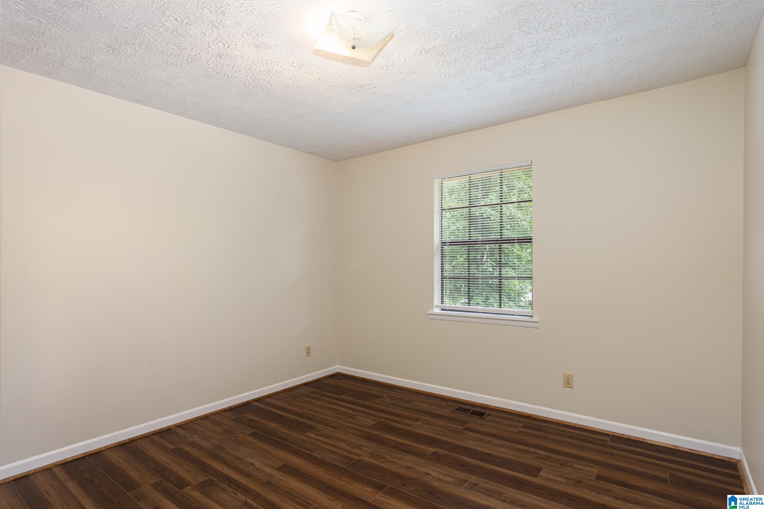 514 West 64th Street Anniston, AL 36206 - Photo 23 of 33