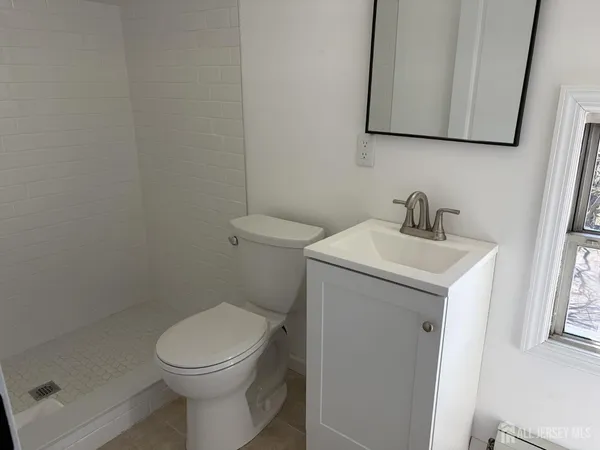 $2,000 | 15 Fitch Street, Carteret, NJ 07008