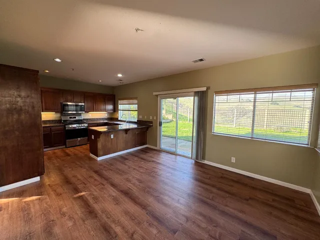 $4,100 | 26438 Honor Lane, Salinas, CA 93908
